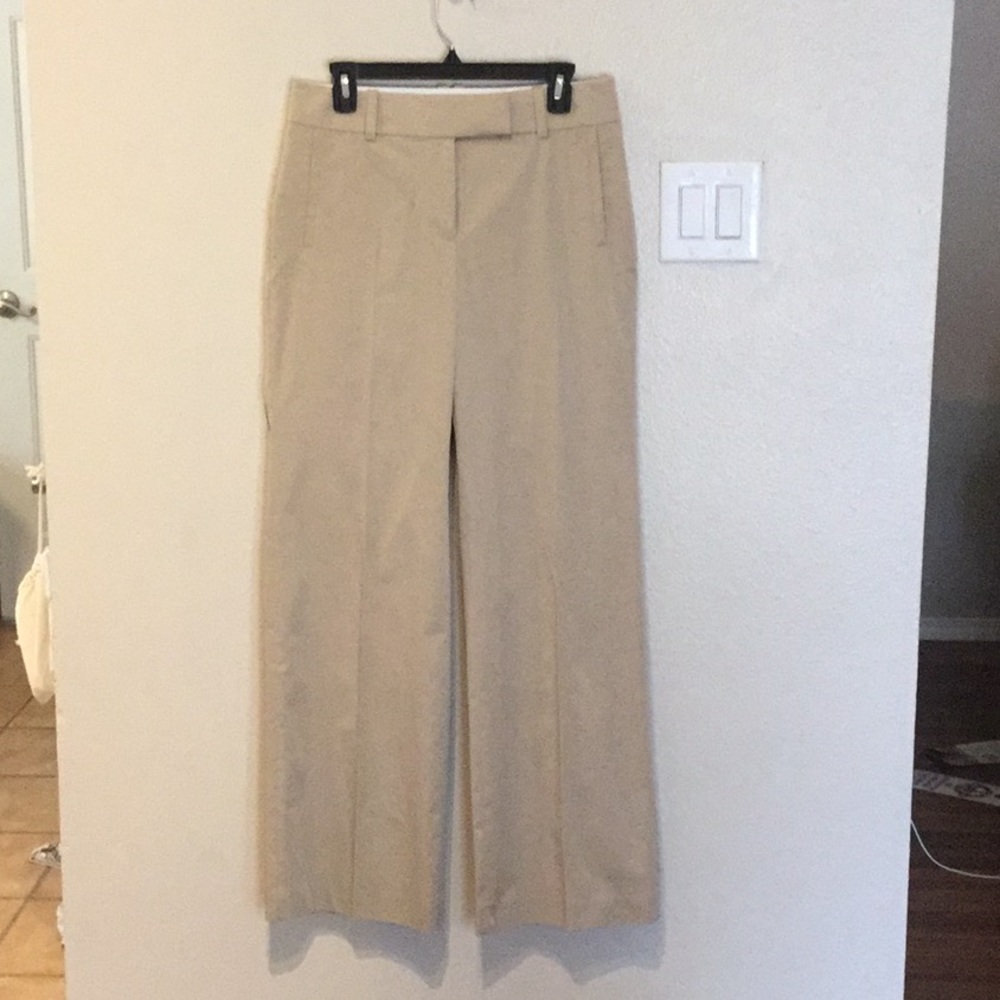 ANN TAYLOR Khakis